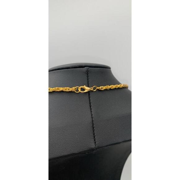 Vintage Avon Gold Tone Green Faux Jade Cross Pendant Necklace 24 in - Picture 5 of 5